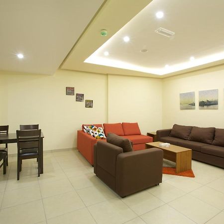Lujain Hotel فندق النور واللجين Amman Exterior foto