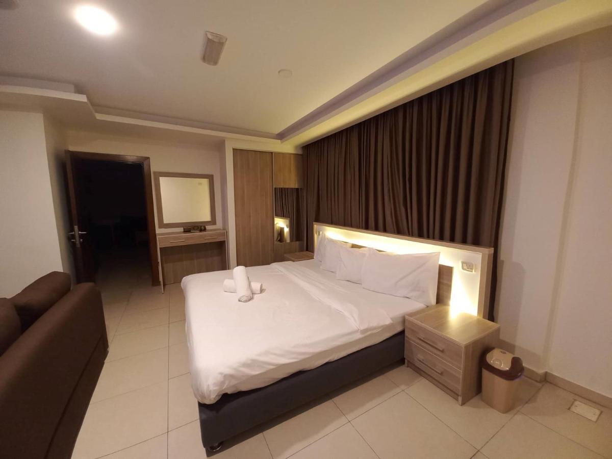 Lujain Hotel فندق النور واللجين Amman Exterior foto