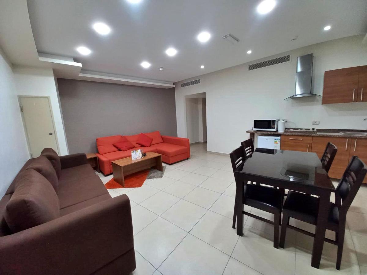 Lujain Hotel فندق النور واللجين Amman Exterior foto