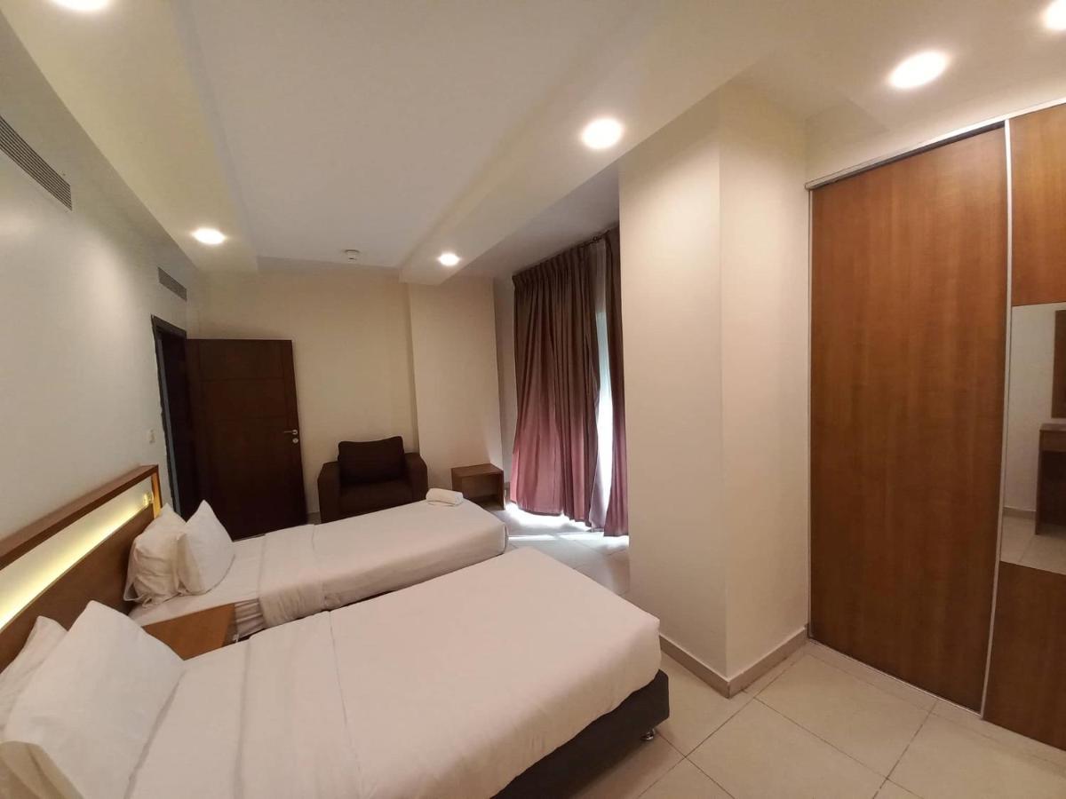 Lujain Hotel فندق النور واللجين Amman Exterior foto