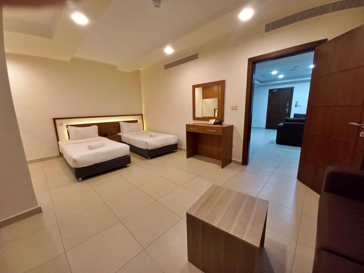 Lujain Hotel فندق النور واللجين Amman Exterior foto
