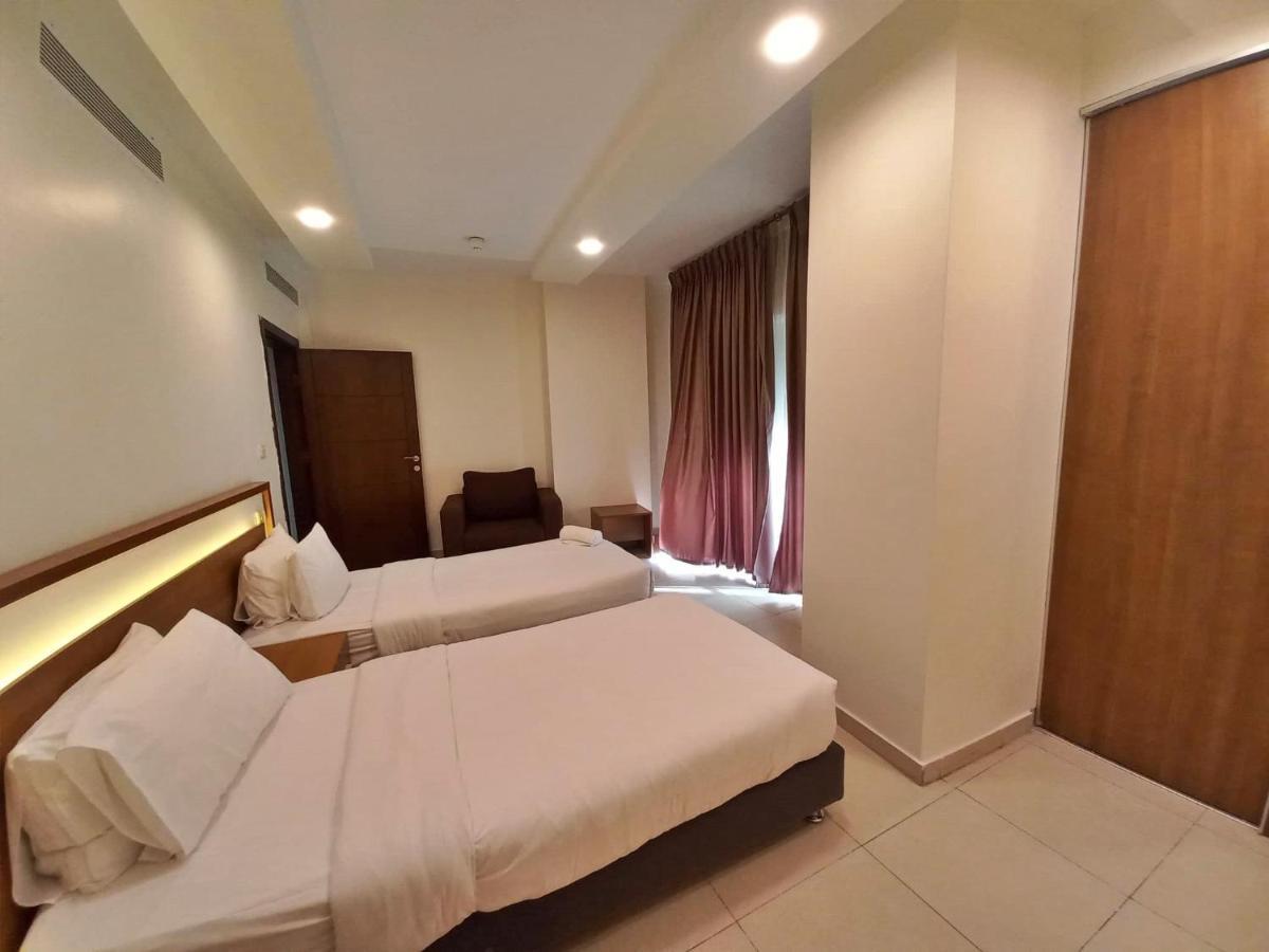 Lujain Hotel فندق النور واللجين Amman Exterior foto