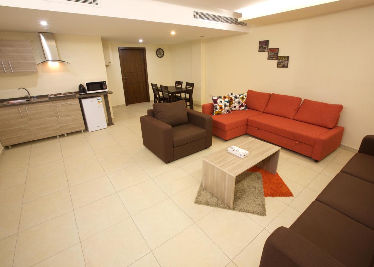 Lujain Hotel فندق النور واللجين Amman Exterior foto