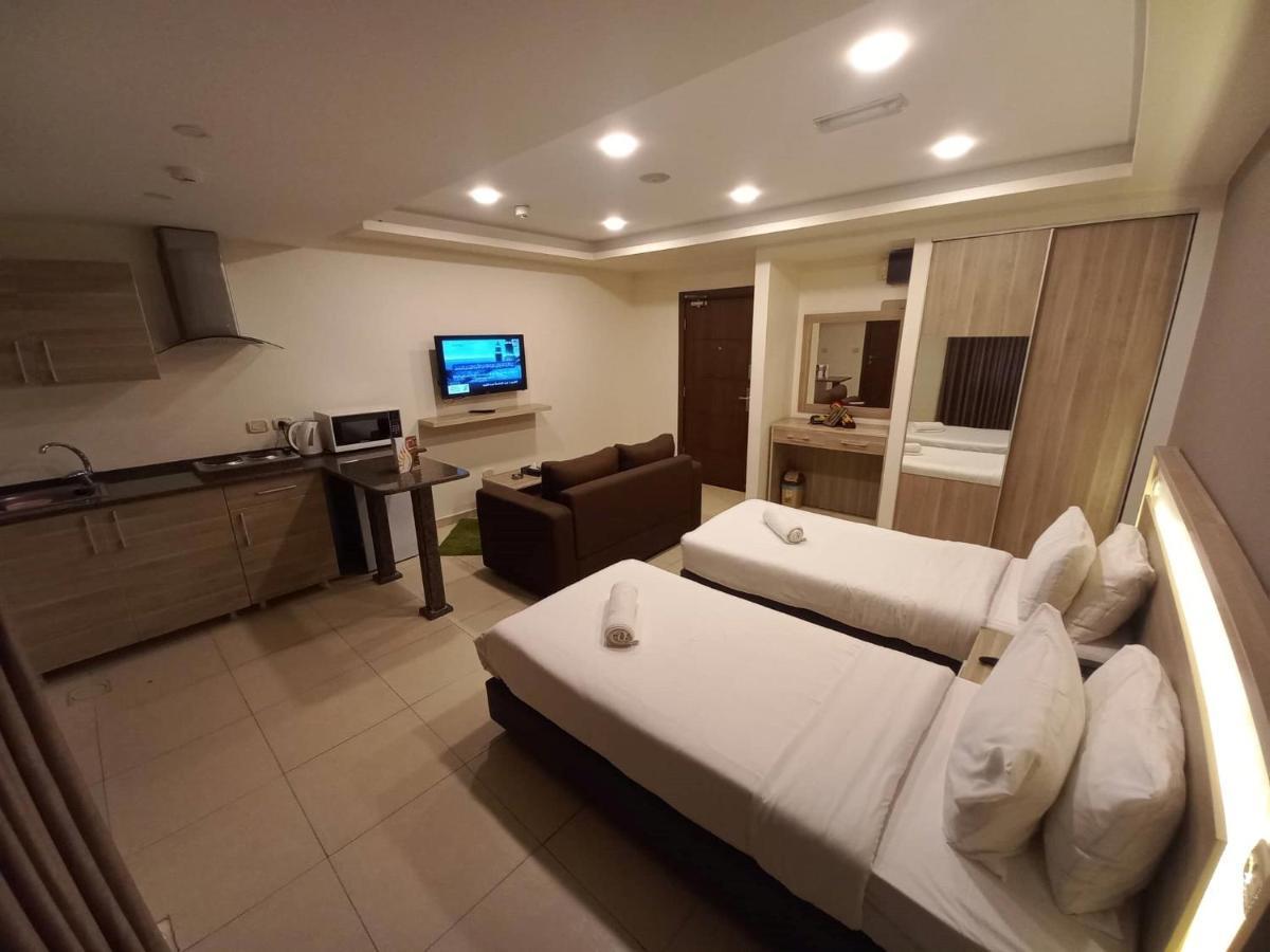 Lujain Hotel فندق النور واللجين Amman Exterior foto